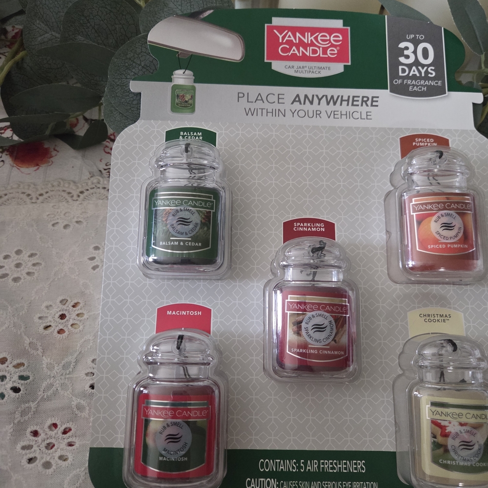 Yankee Candle Car Jar Air Fresheners Set - Picture 2 of 4